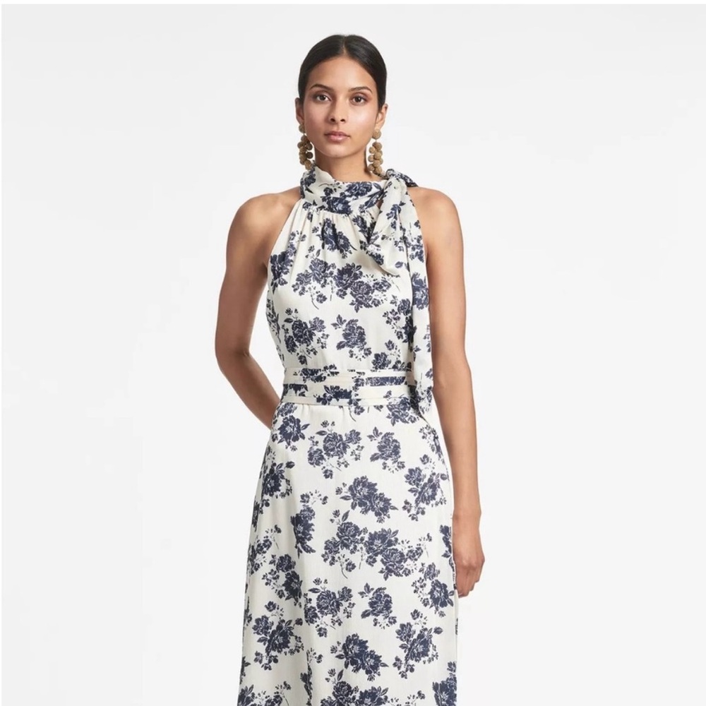 SACHIN & BABI Kayla Gown - Ivory & Navy Peony